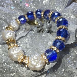 Fashion Jewelry I Sapphire I Fire Fly Pebble with Pearl Roses I Double Bracelet